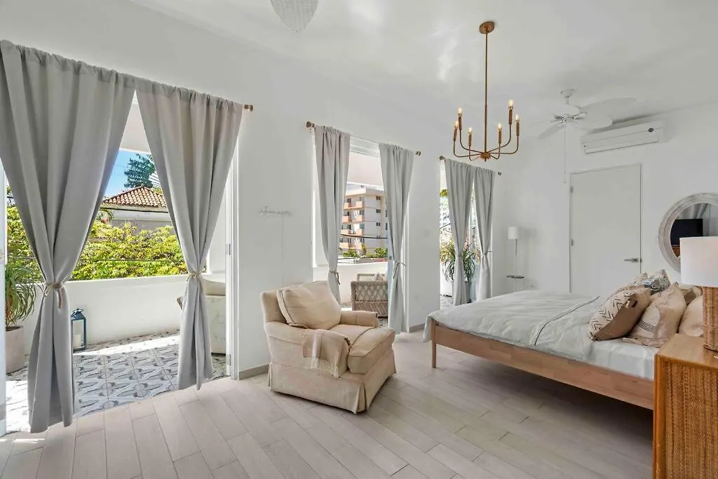 Villa Bohemia - Gated Estate - 1 Of 2 산후안